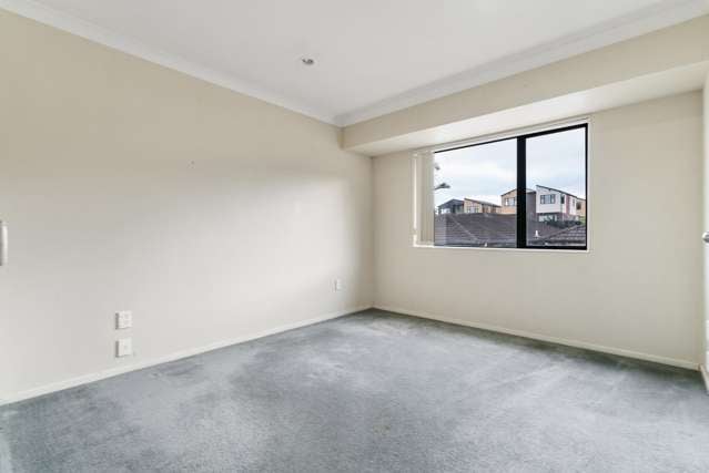 52 Saralee Drive Manurewa_4