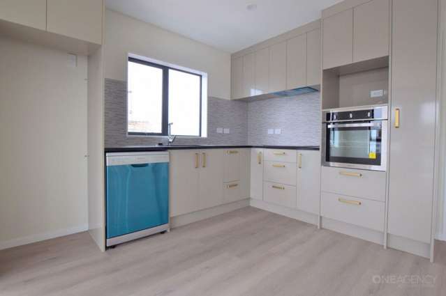 4/12 Pleasant Road Glen Eden_4