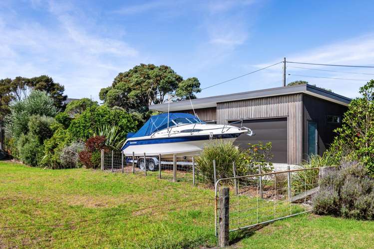 4 Alamar Crescent Mangawhai Heads_21