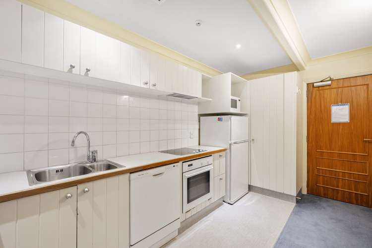 1a/16 The Terrace Wellington Central_5