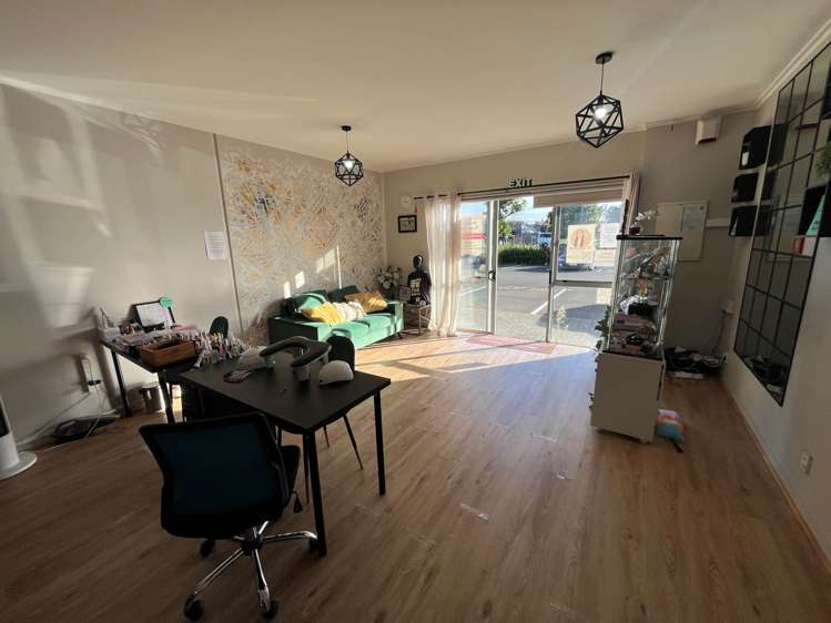 Unit 3/203 Kirkbride Road Mangere_1