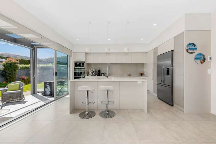 6 Lydiard Place Beachlands_7