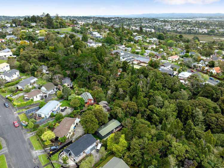 2/30 Anne McLean Drive Glenfield_15