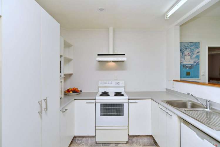 1 Castle Way Beckenham_3