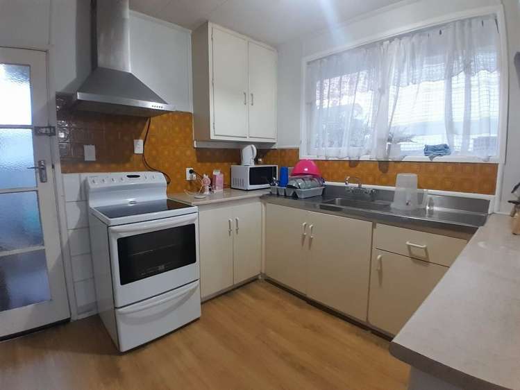  5 Harania Avenue Favona_19