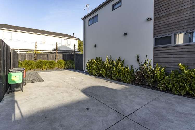 2/97 Simeon Street Spreydon_16