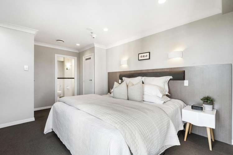 7l/100 Greys Avenue Auckland Central_10