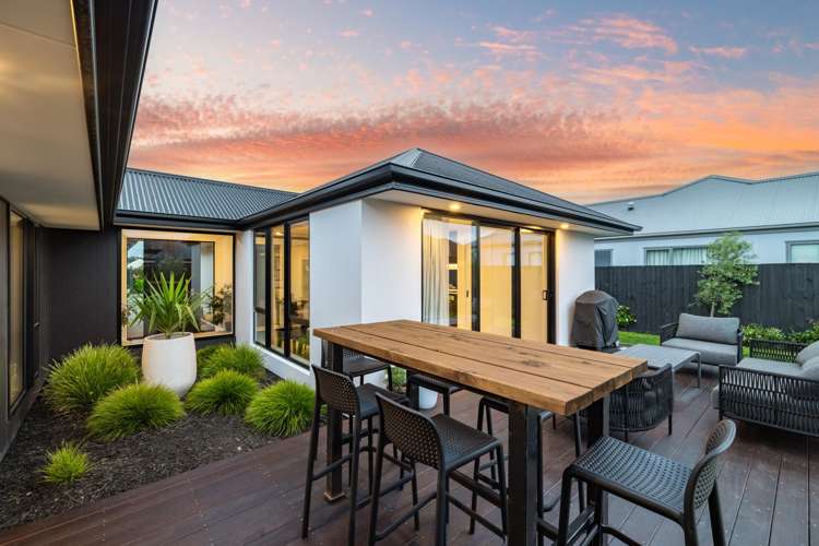 11 Letitia Street Burwood_2