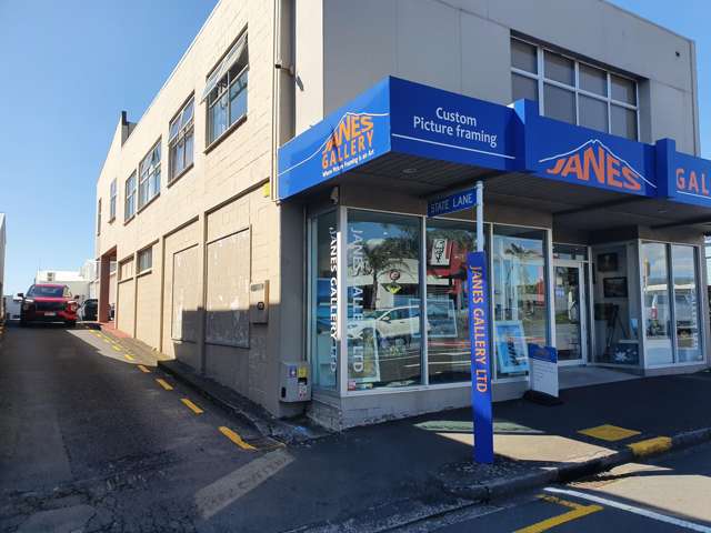 Seven Tenant Investment For Sale