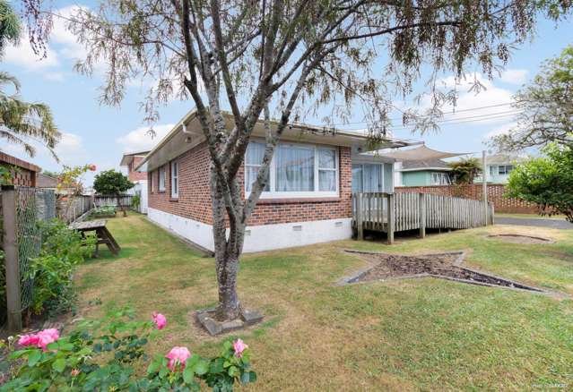 1/17 Kelvin Road Papakura_1