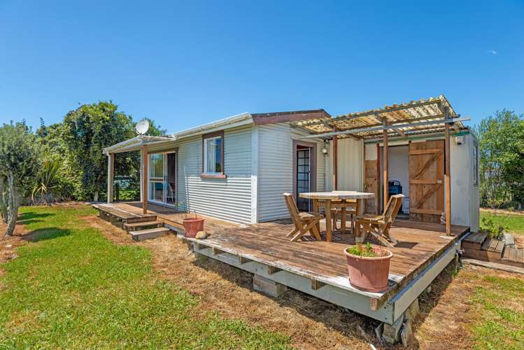 6 Hale Street Tolaga Bay_15