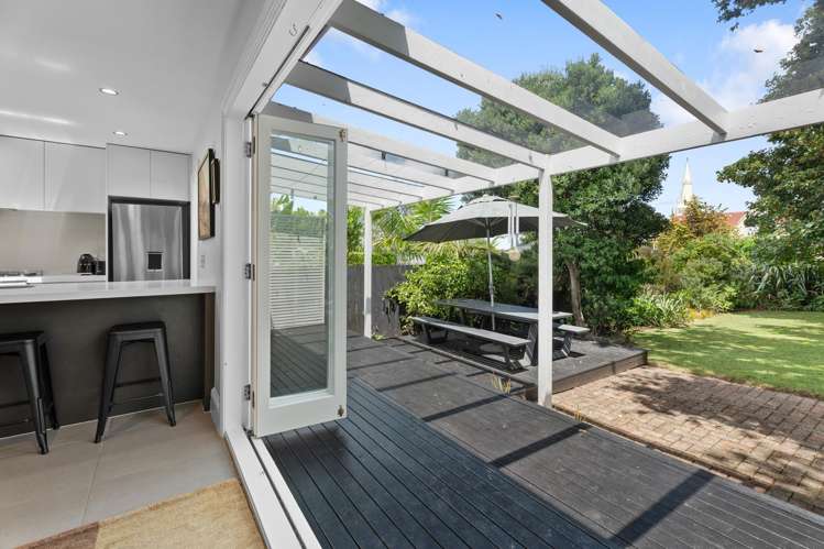 32 Spring Street Onehunga_16