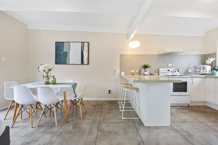 2/10 Robert Street Ellerslie_3