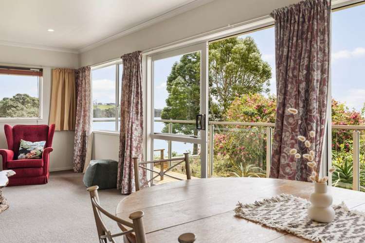 6 Sergeant Road Awhitu_4