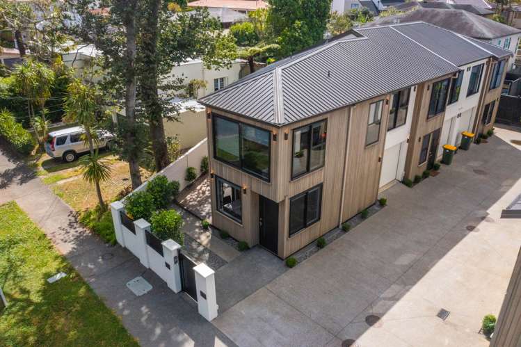 43a Empire Road Epsom_15