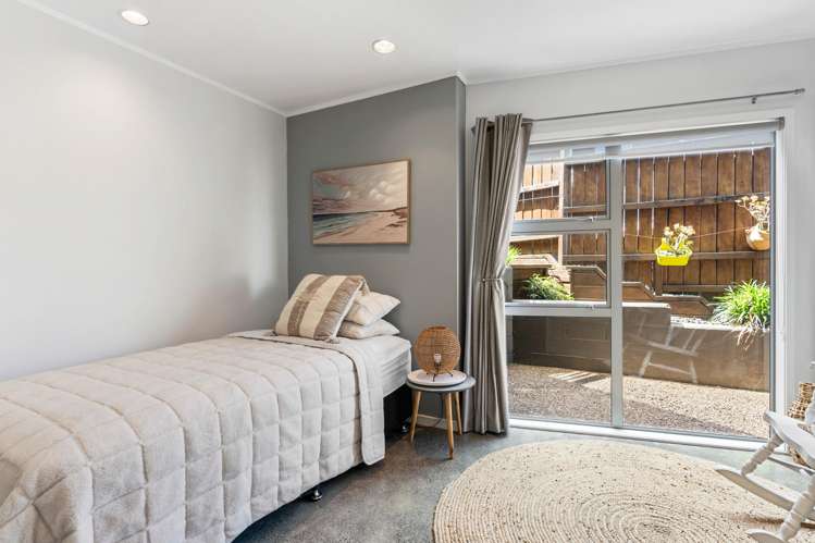 2/66 Haseler Crescent Howick_22