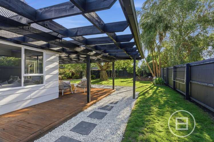 11 Moyna Avenue Dallington_21