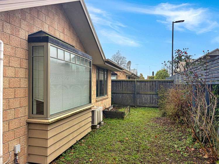 22a Bayliss Close 2392_6