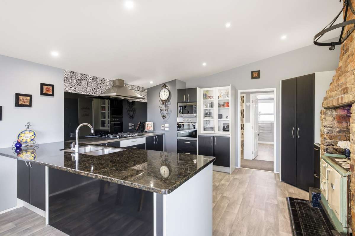 17c Lissette Road_3