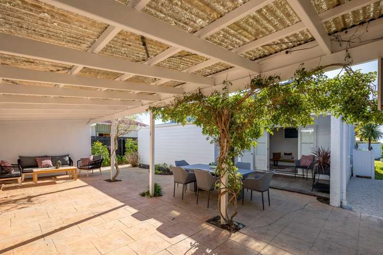 256 Bridge Street The Wood_18