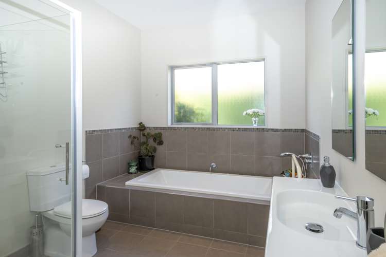 45 Ferry Hill Drive Lower Shotover_18