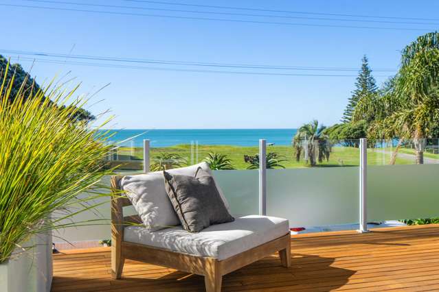 Coastal living at its best!