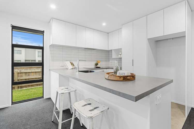 1/5 Massey Street Westown_3