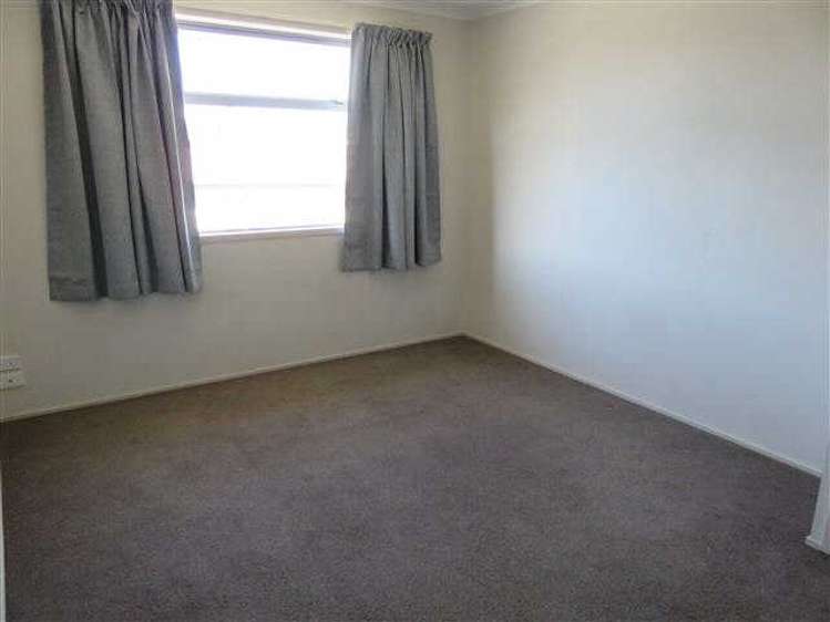 3E Jones Crescent 1107_6