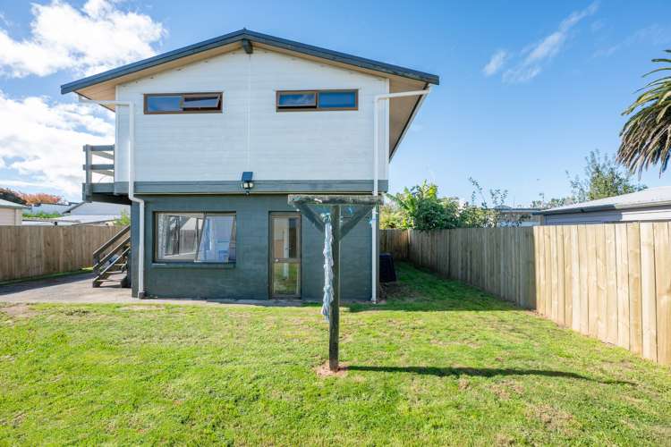 89B Ranolf Street Victoria_12