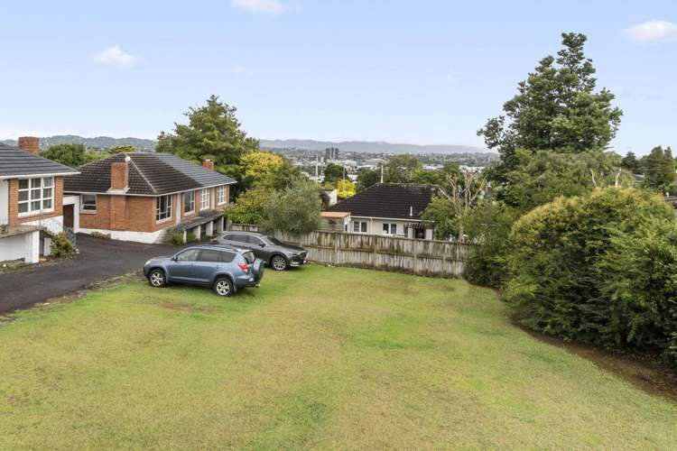 2/256a Blockhouse Bay Road Avondale_8