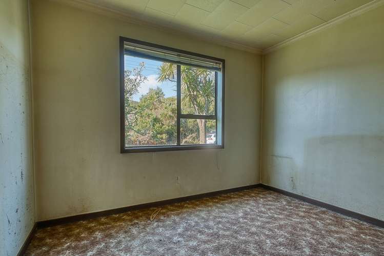 11 Butlers Road Ruatapu_13