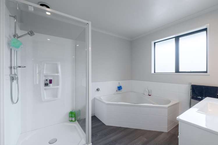 33 Marama Avenue South Otatara_19