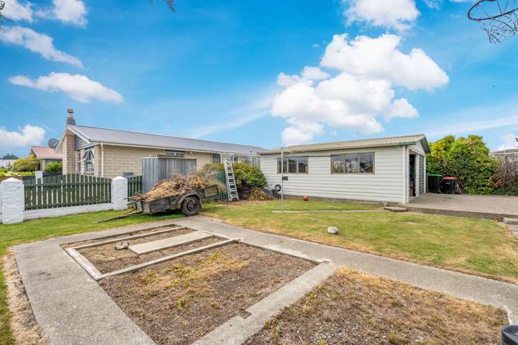 66 Renfrew Street Waikiwi_27