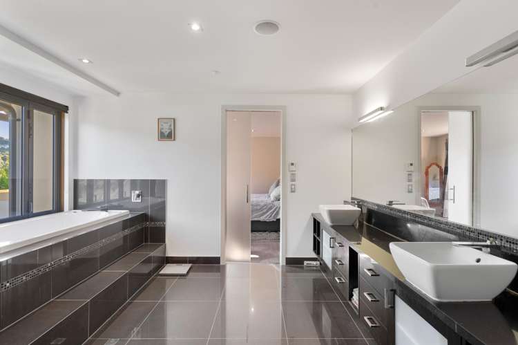 12 Lakeview Terrace Taradale_16