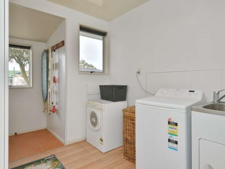 222 Horndon Street Darfield_11