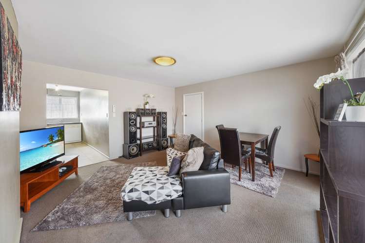 2/538 Gloucester Street Linwood_5