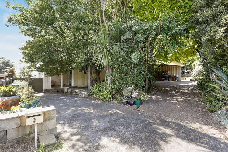 3 Kelvin Crescent Te Atatu Peninsula_13