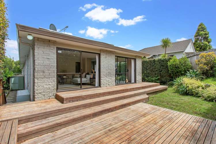 9b Waitangi Road_0