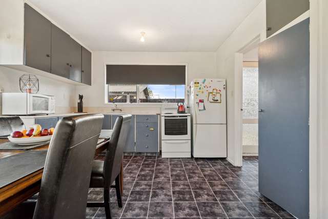 2/50 Valecrest Avenue Parklands_3