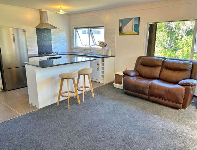 4/304 Great North Road Henderson_4