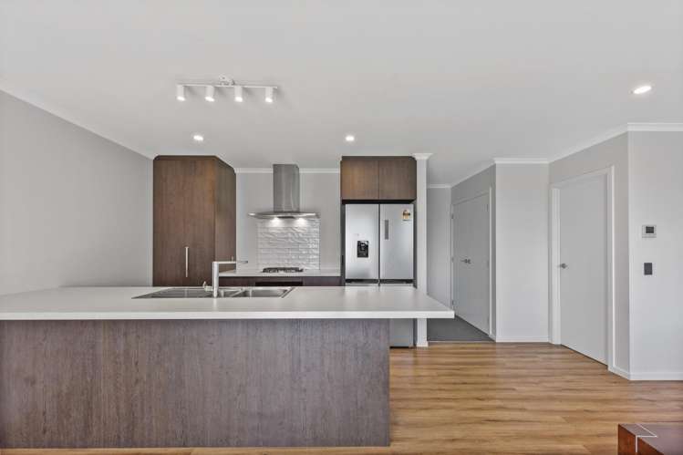 10 Esher Lane Richmond_6