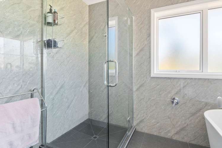 27 Clansman Terrace Gulf Harbour_22
