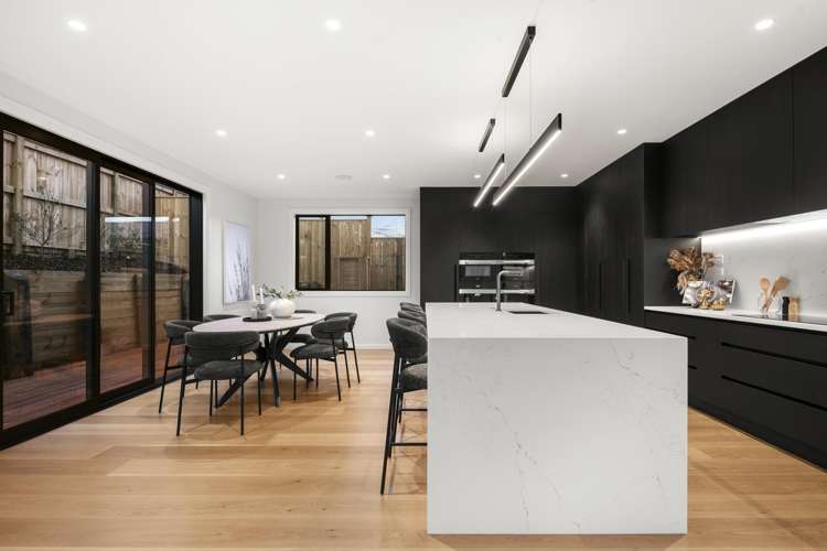 12 Makumaku Place Long Bay_4