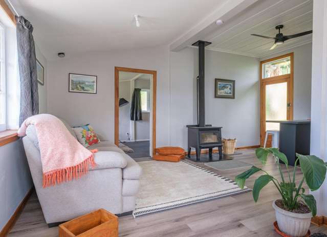22 Whakaraparapa Road, Kakahi Owhango_1