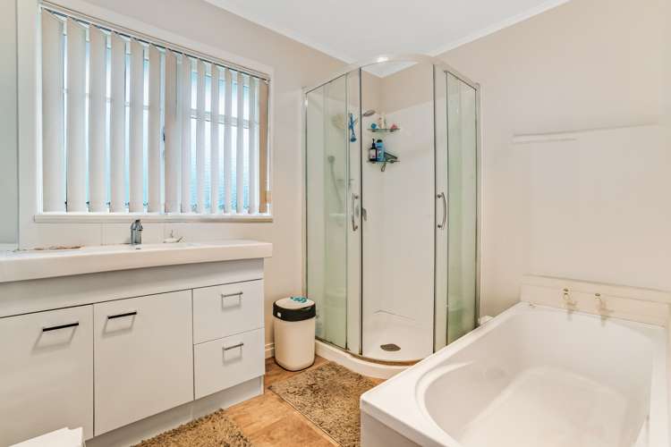 43 Orams Road Hillpark_9