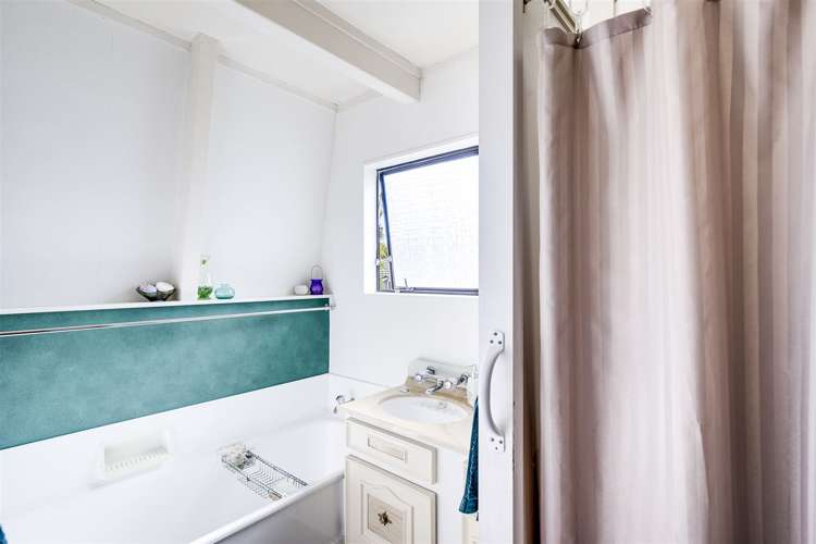 28a Bowling Road Greenmeadows_8