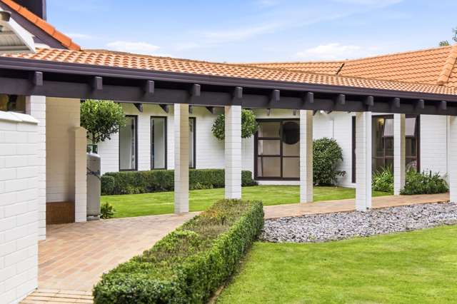 So Unique- you must view!