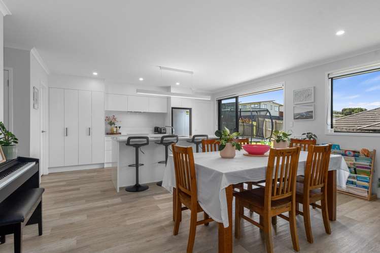 62 Pebble Beach Boulevard Te Kamo_8