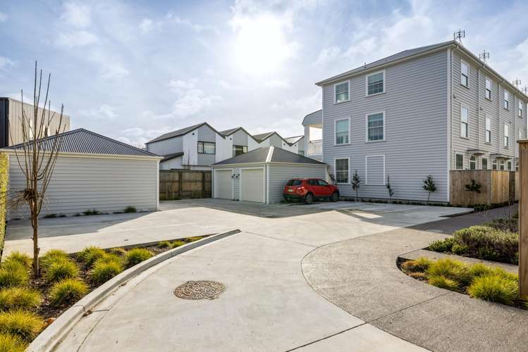 6/11 Bunyan Street Waltham_19