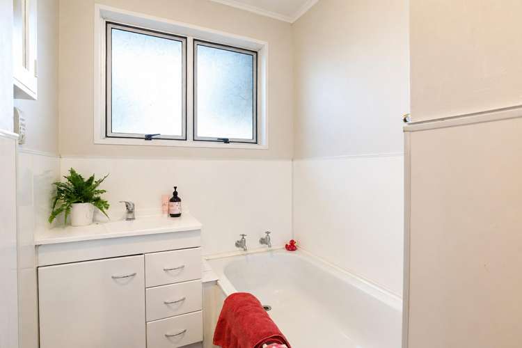 76 Oakfield Crescent Pukete_20